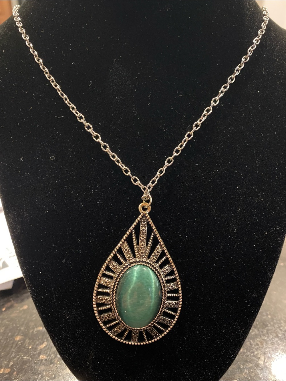 paparazzi Teardrop Pendant Necklace in Green and Silver Tones